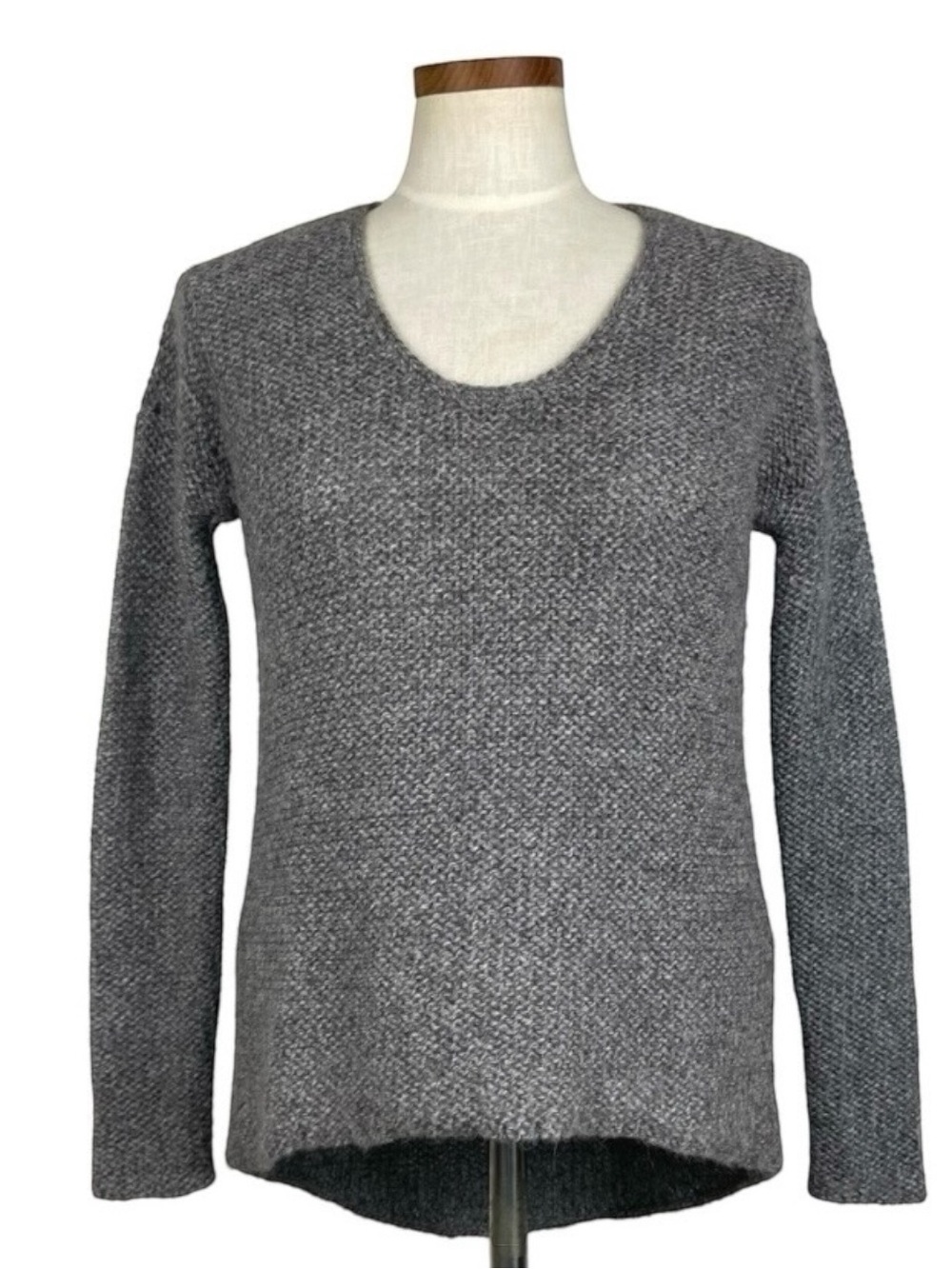 Helmut Lang Gray Wool Alpaca V Neck Sweater Petite Casual Chic Minimalist
